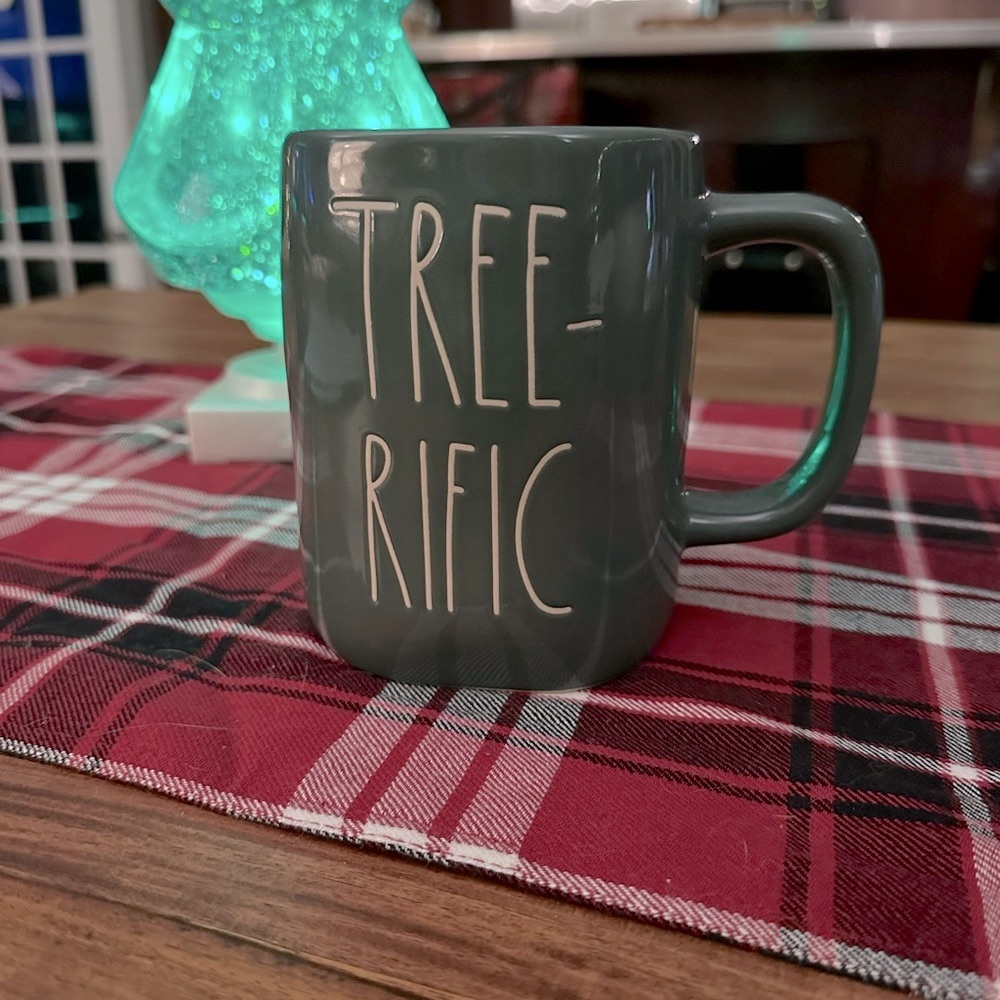 Mugs BOGO 50% // RAE DUNN Tree-rific Mug